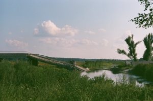 bridge collapse failure — Fotó: Kristina Bekher / Pexels