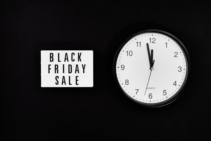 expiring opportunities clock — Fotó: www.kaboompics.com / Pexels