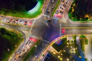 regulatory crossroads light — Fotó: Tom Fisk / Pexels