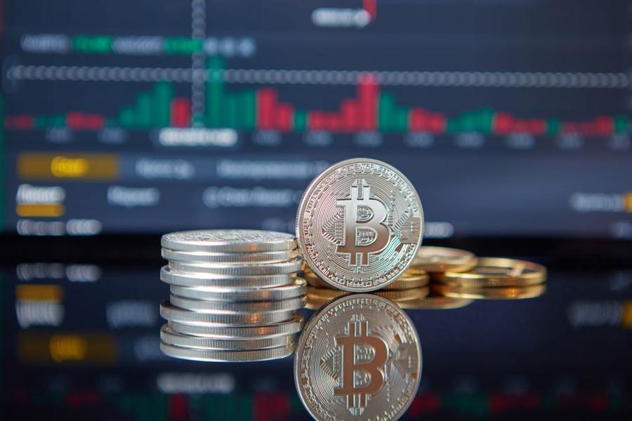 blockchain migration shift — Fotó: DS stories / Pexels